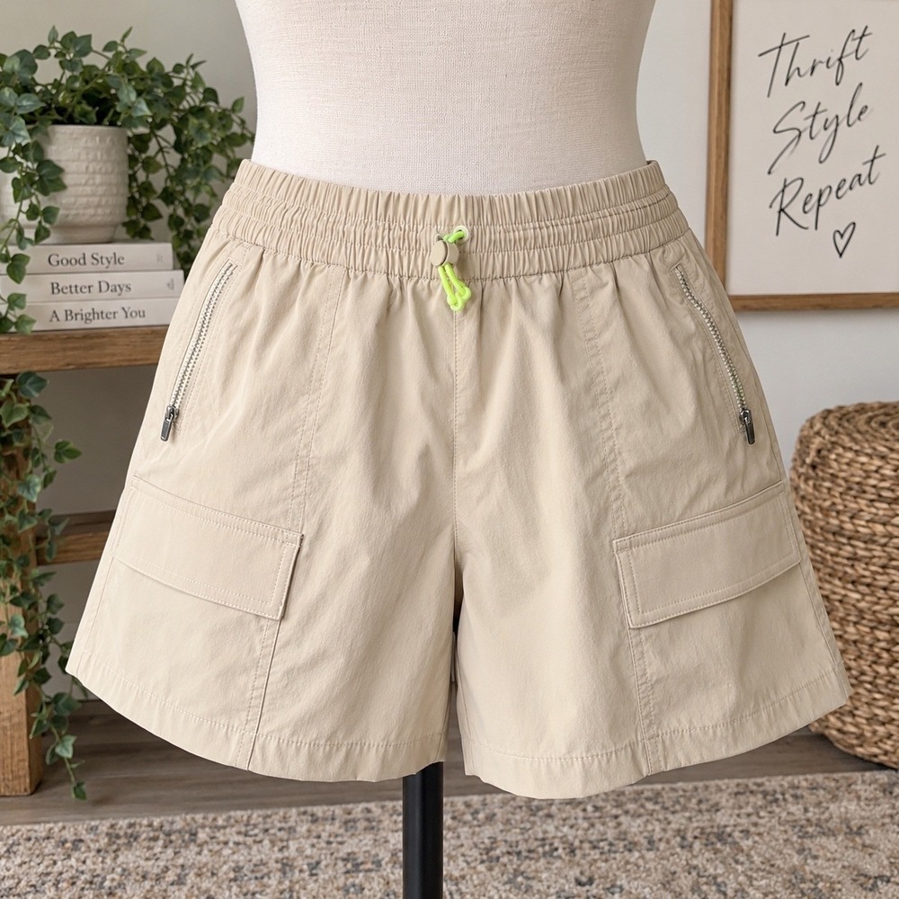 Athleta Womens Khaki Cargo Shorts Elastic Waist Neon Bungee Drawstring XS